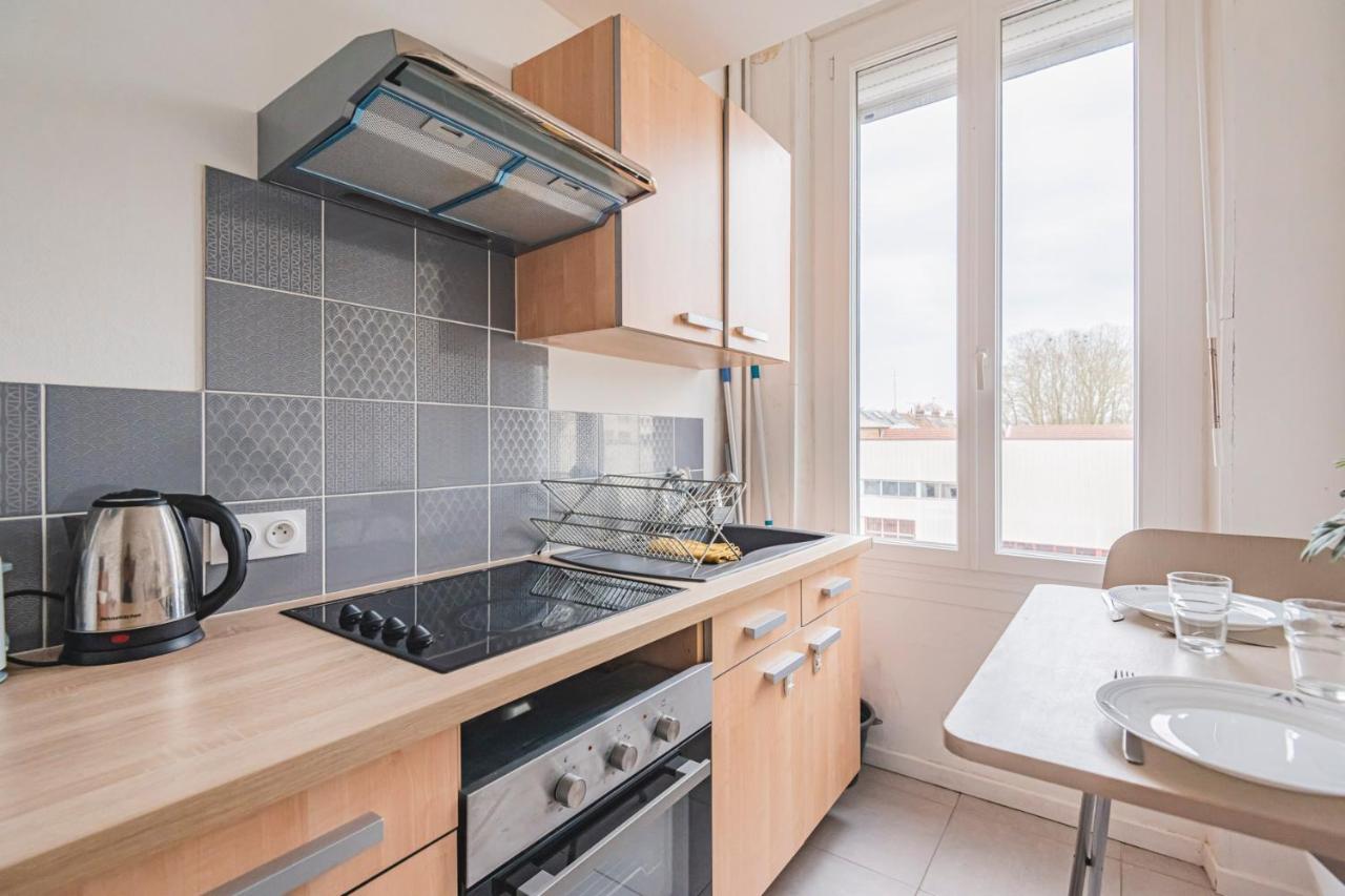 Joli Studio"Le Clair Logis" Gare Centre Petit Dejeuner Possible Reims Bagian luar foto